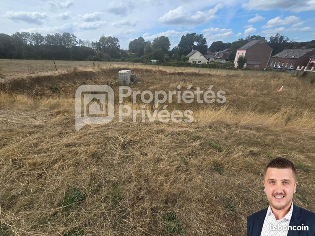 Terrain 1056 m² · à Saint-Michel · 30 000 €