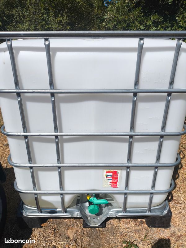 Cuve 1000l (image 1)