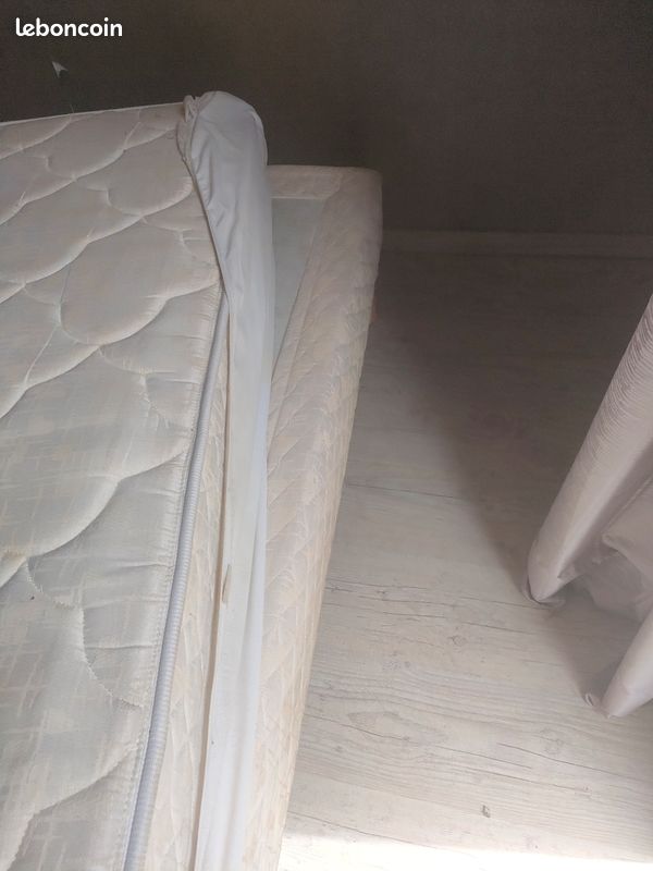 Vends grand lit latex (image 10)