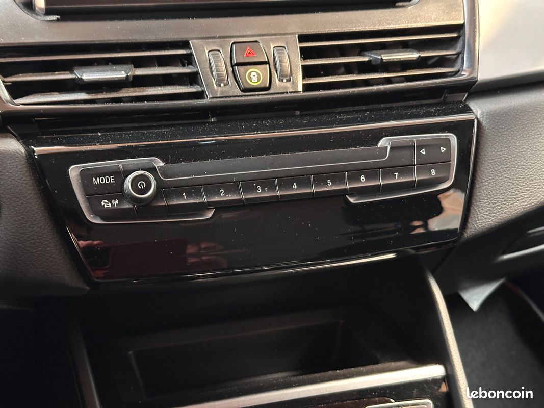 BMW SERIE 2 GRAN-TOURER 1.5 216 D 115 BUSINESS DESIGN DKG BVA - 7 PLACES - FACTURES D'ENTRETIEN - VIDANGE BVa (image 30)