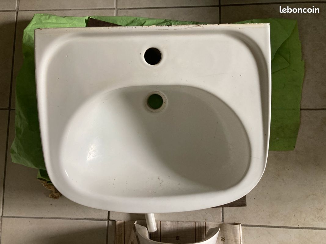 Colonne et lavabo (image 2)