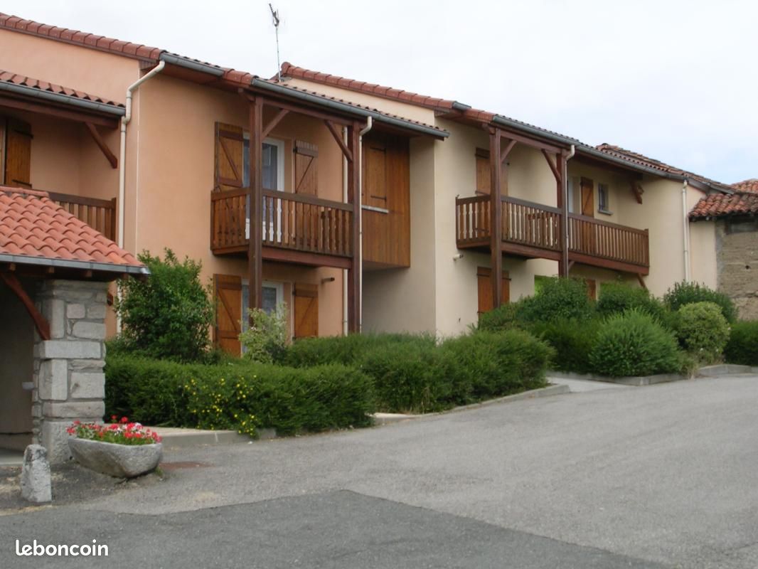 Appartement 4 pièces 90 m² · à Saint-Sixte · 90 m² · 716 €/mois