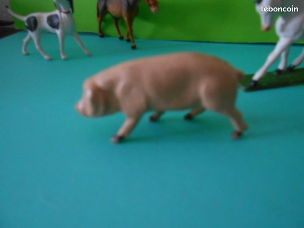 Figurine Starlux Cochon Ou Porcelet - Animaux De Ferme, Occasion, Hong Kong