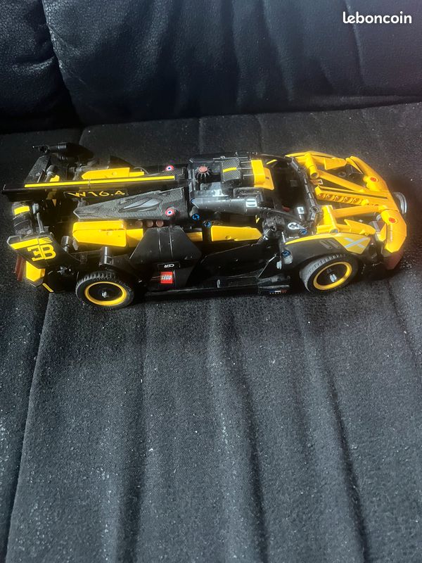 Bugatti Lego (image 1)