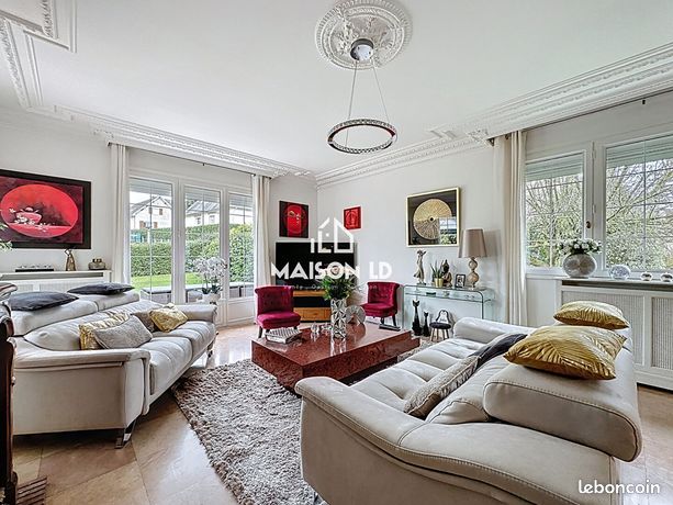 Maison 6 pièces 158 m²