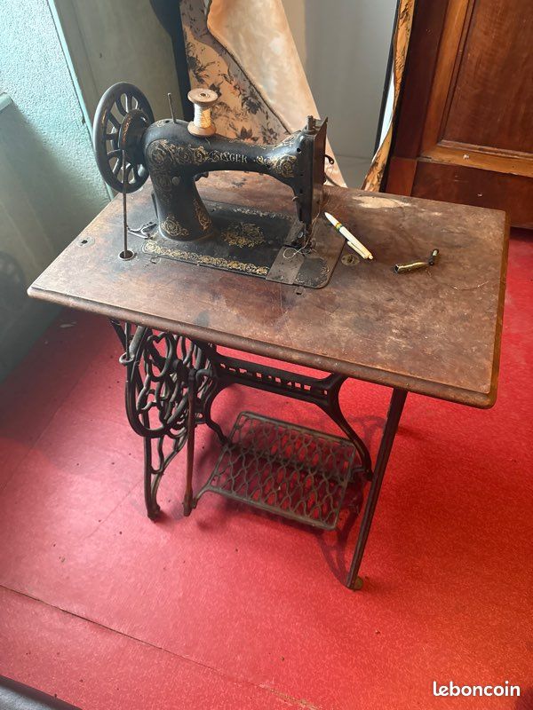 Machine à coudre (image 1)