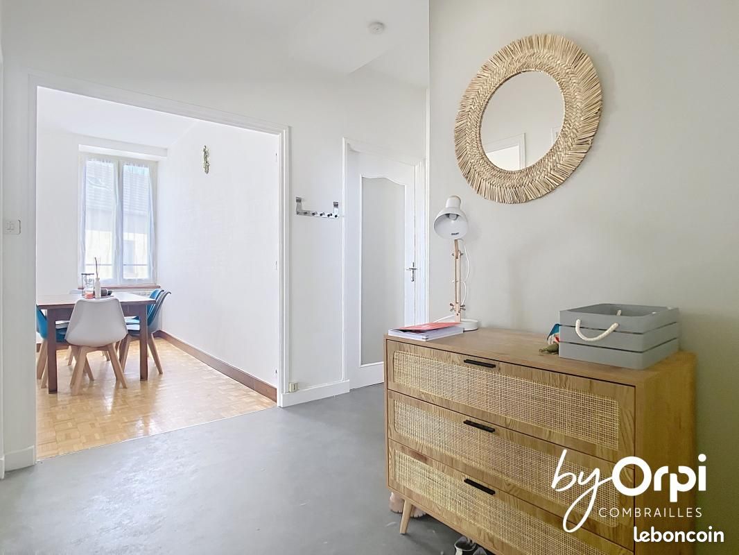 Immeuble 3 pièces 307 m² · à Saint-Gervais-d'Auvergne · 307 m² · 99 000 €