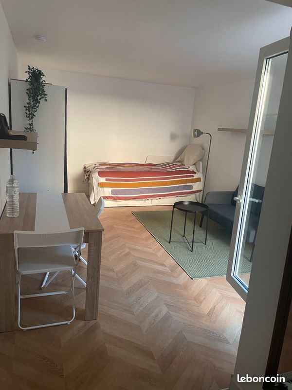 Appartement 1 pièce 23 m² · à Bordeaux · 23 m² · 720 €