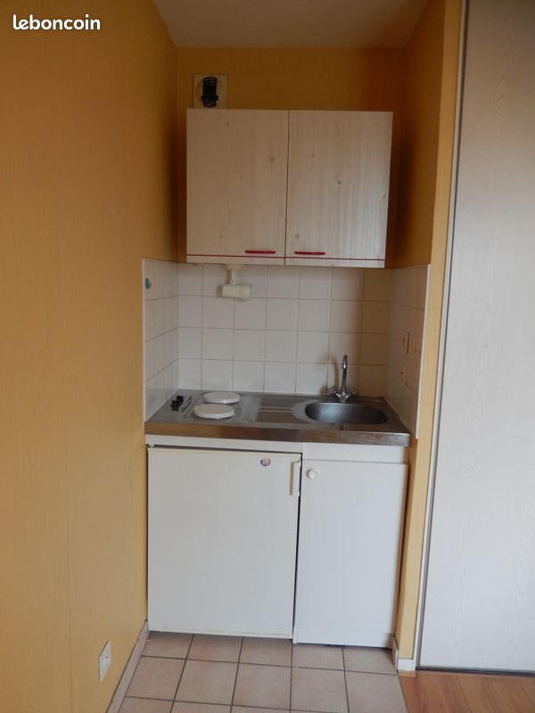 Appartement 2 pièces 18 m² · à Dijon · 18 m² · 420 €