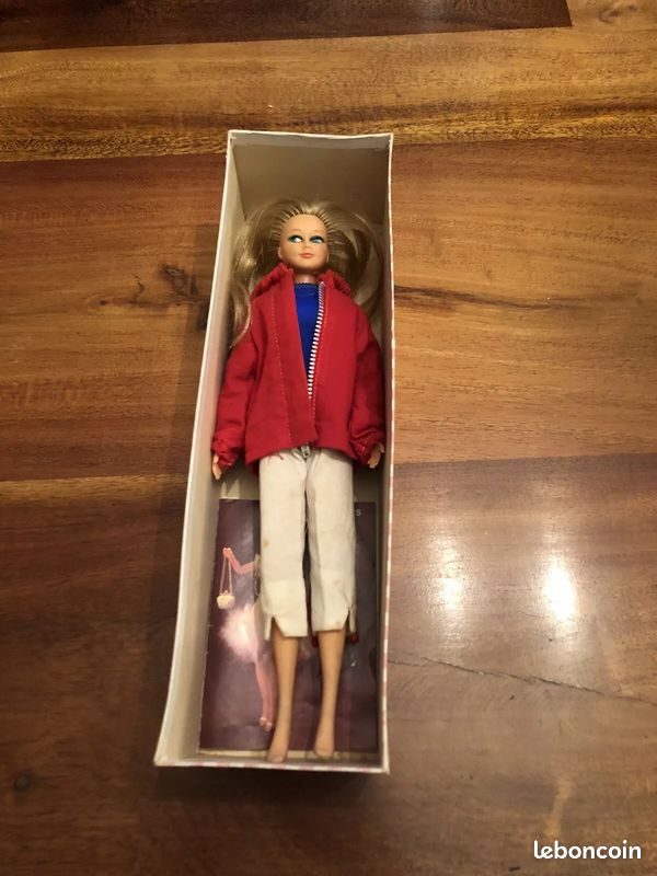 Ancienne poupée Sophie de Peynet Jeux Jouets