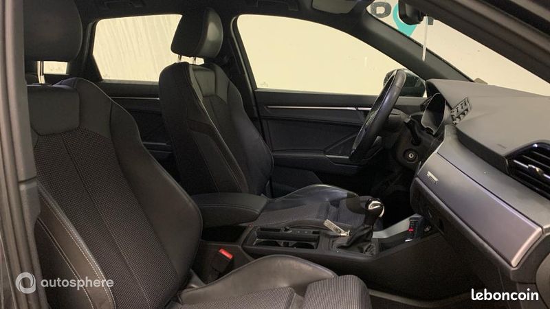 Audi Q3 45 TFSI e 245ch S line S tronic 6 (image 15)