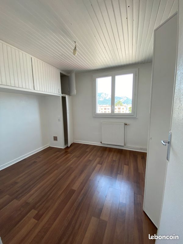 Appartement 3 pièces 53 m² · à Fontaine · 53 m² · 644 €/mois