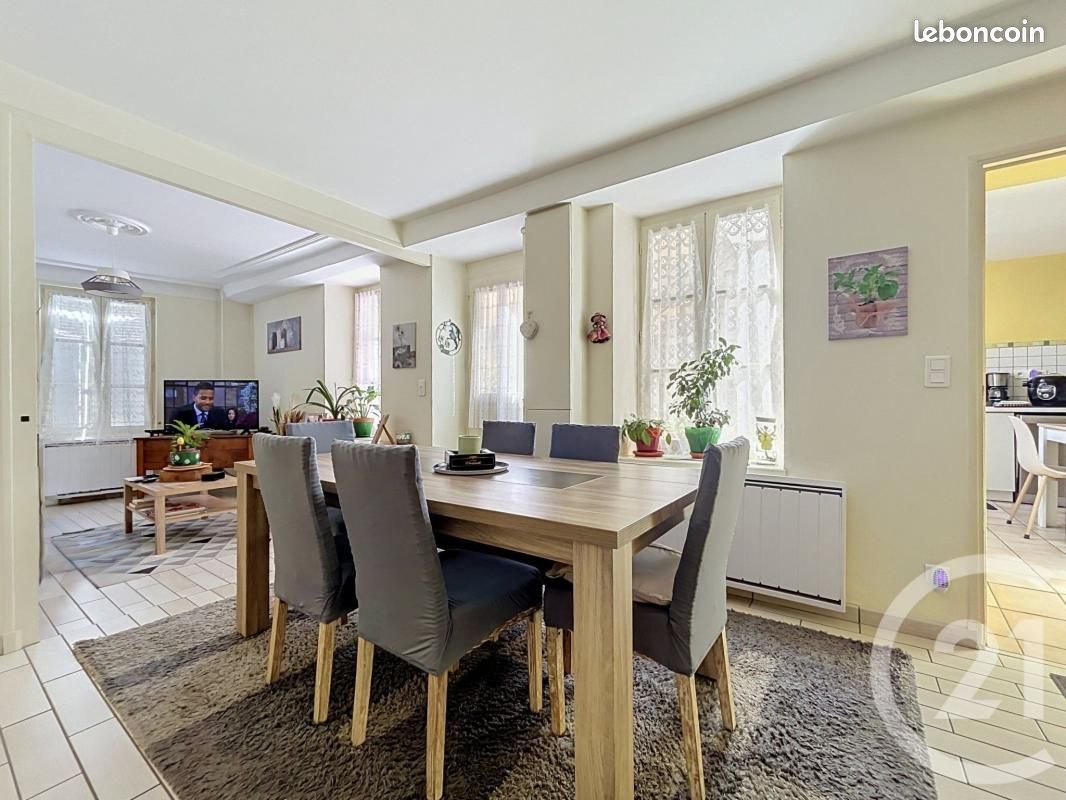 Maison 7 pièces 160 m² · à Saint-Pourçain-sur-Sioule · 160 m² · 152 500 €