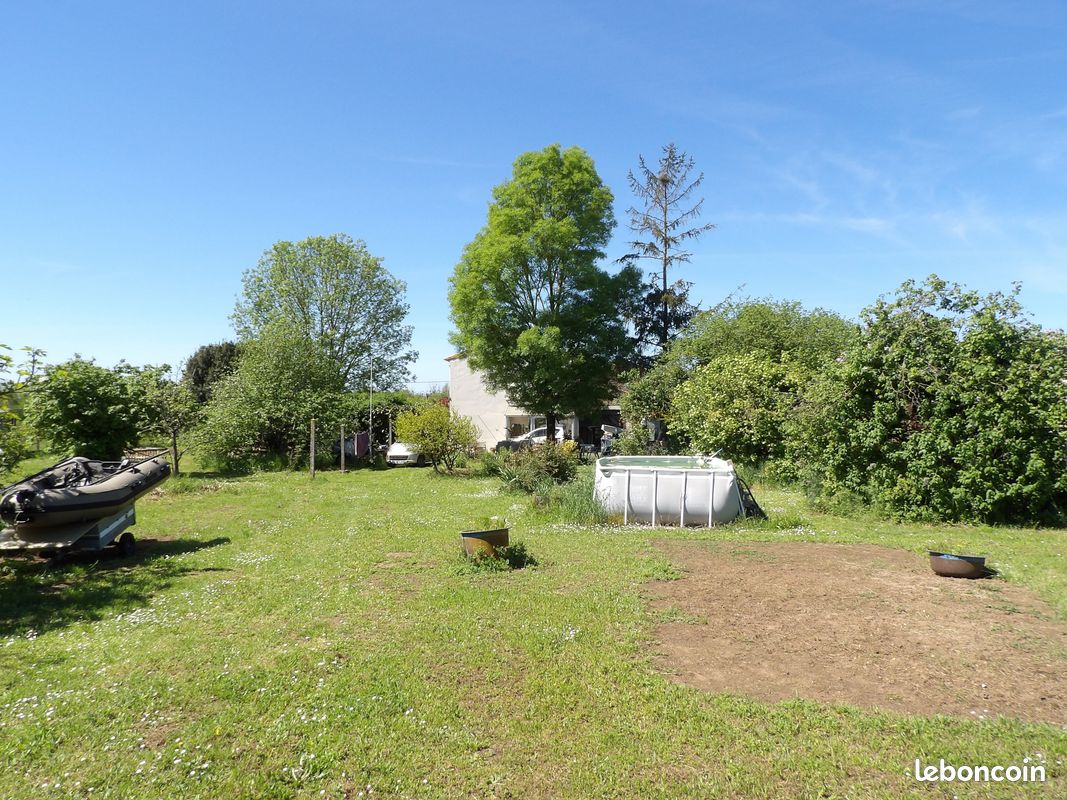 Maison 4 pièces 74 m² - Saint-Savinien 17350 (image principale 5)