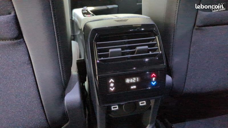 Peugeot 5008 HYBRID 145 BVA E-DCS6 7PL ALLURE SUREQUIPE (image 9)
