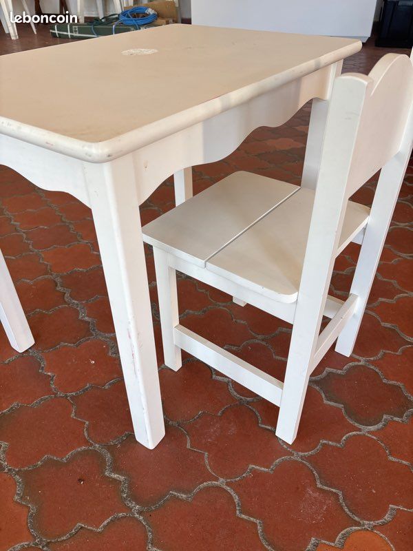 Table + chaise enfant (image 4)
