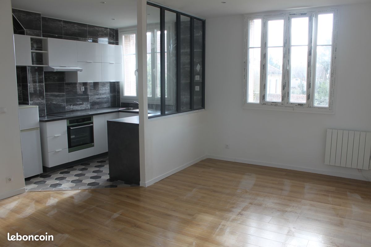 Appartement 2 pièces 55 m² · à Colombes · 55 m² · 1 150 €/mois