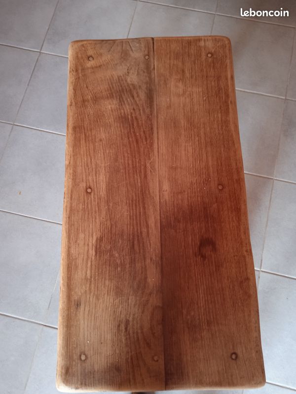 Table basse en bois à restaurer (image 1)