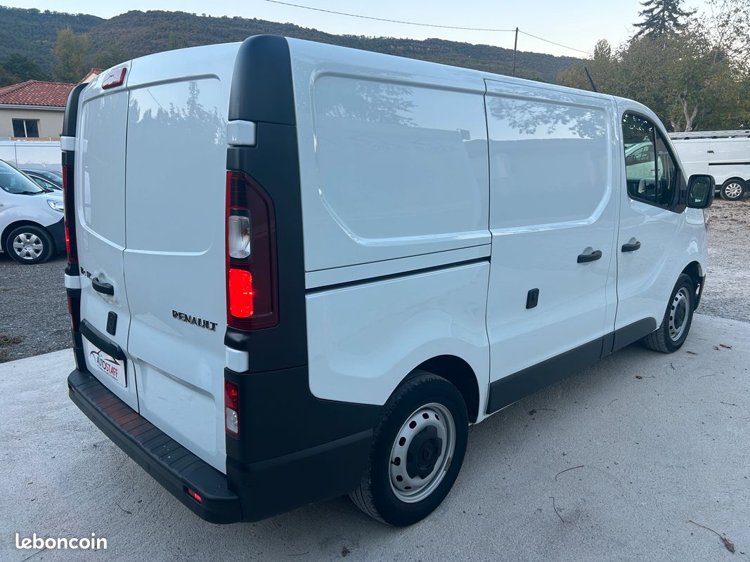 16 650 HT – Renault TRAFIC L1H1 2.0 BlueDCi 130 GRAND CONFORT (image 5)