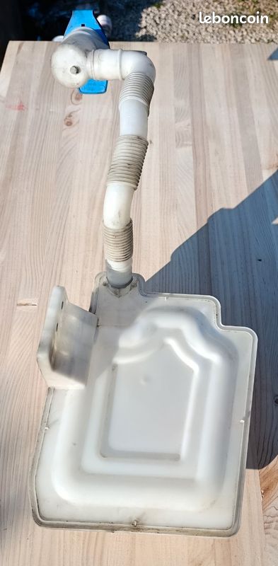 Réservoir lave glace pour Eos Volkswagen (image 2)