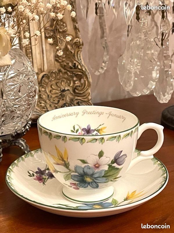 Made in England. Bone China.Tasse à café ou thé (image 1)