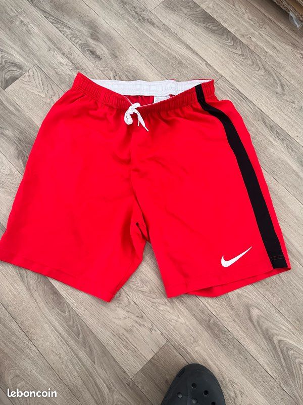 Short Nike (image 1)