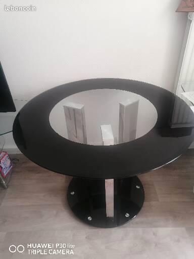 Table a manger (image 1)