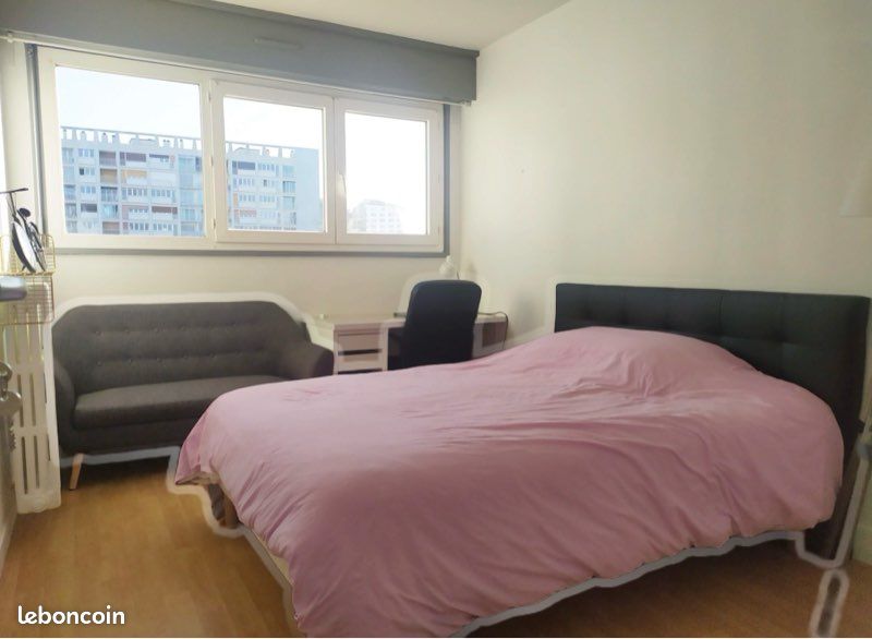 Appartement 5 pièces 93 m² · à Rennes · 93 m² · 450 €/mois