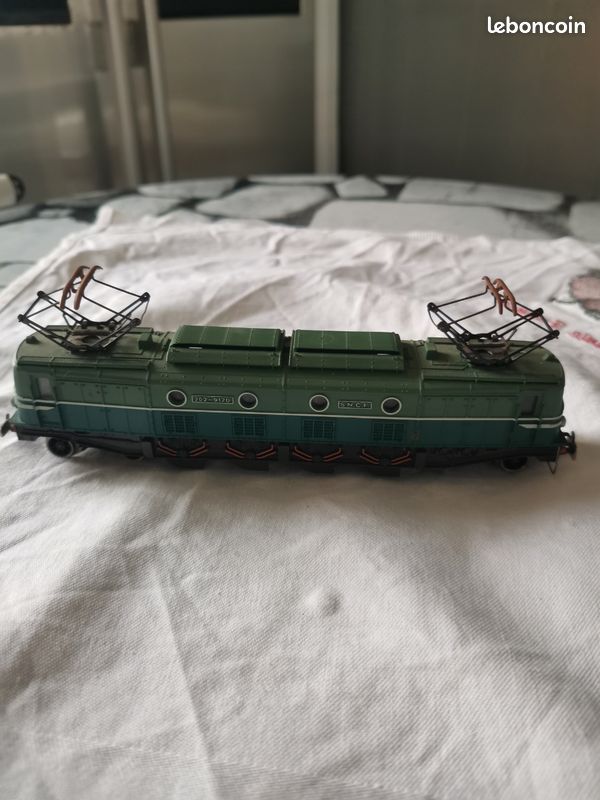LOCO électrique JOUEF 2D2 9120 SNCF Ech HO Verte (ref 8592) en BO