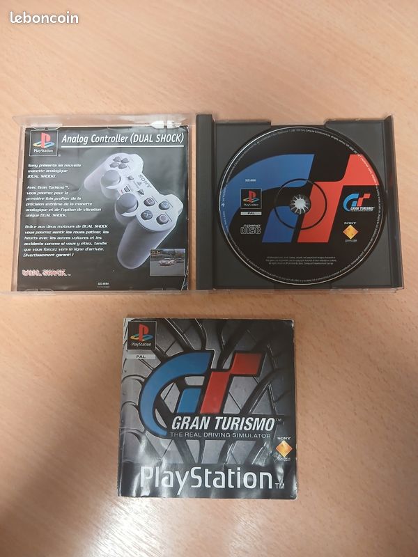 Sony PlayStation 1 Spch 9002 Console, Une Manette 4 Jeux dont Gran Turismo 1 - Consoles