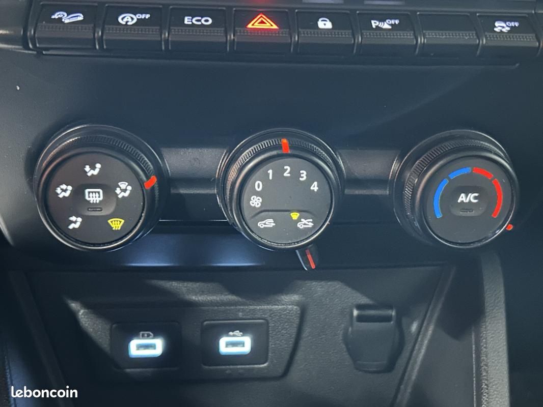 Dacia Duster BluedCi 115 4x4 EXPRESSION *SIEGES CHAUFFANTS + RADAR RECUL (image 28)