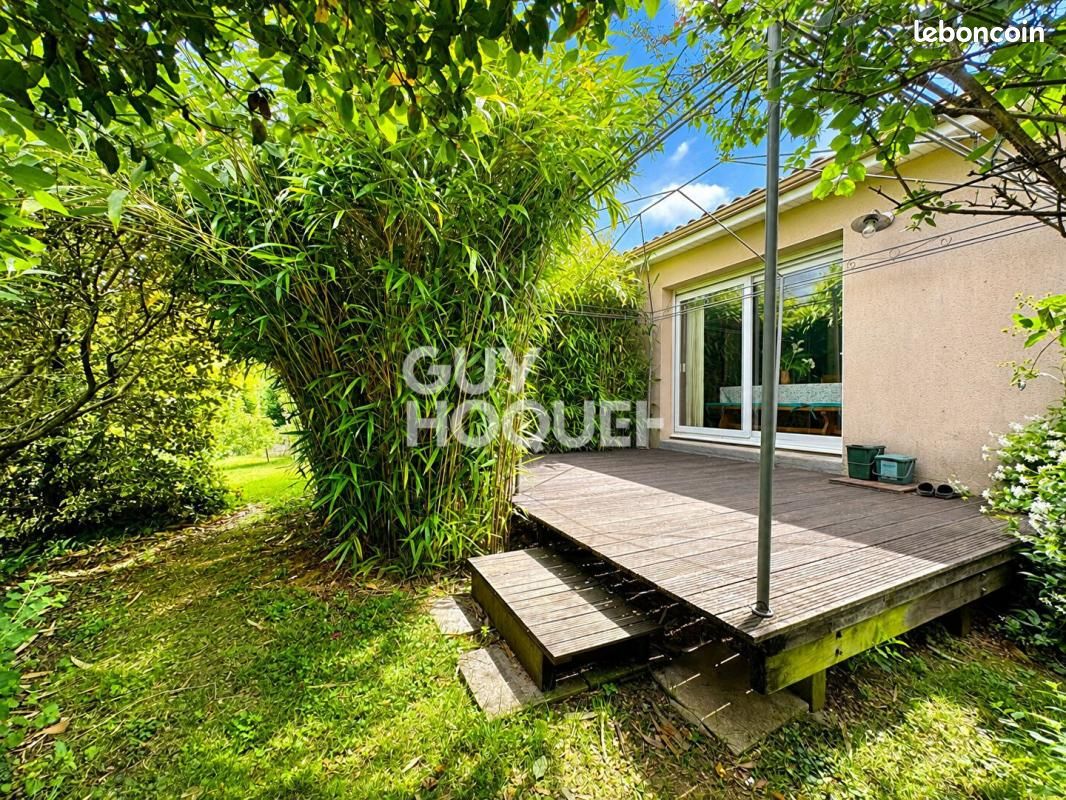 Maison 6 pièces 132 m² · à Fontaine-le-Comte · 132 m² · 255 000 €