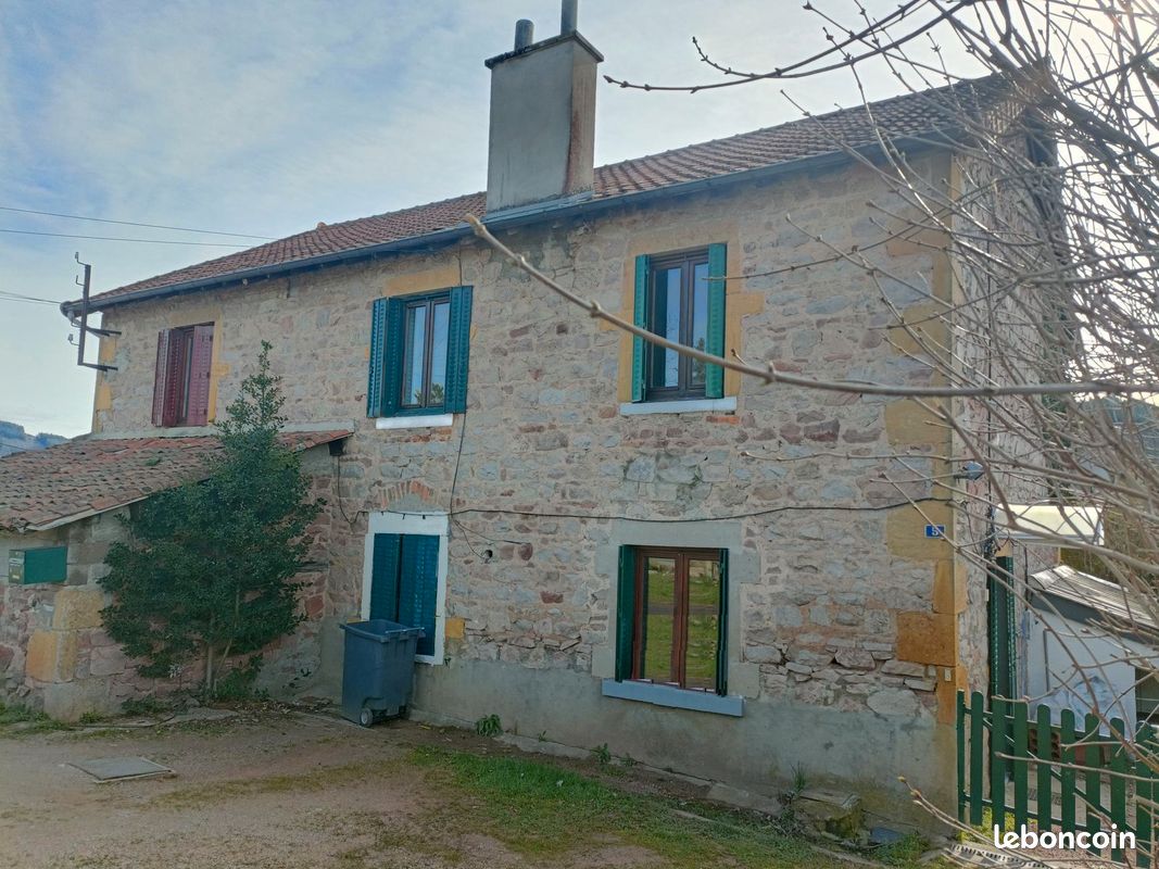 Maison 10 pièces 170 m² · à Chauffailles · 170 m² · 158 000 €