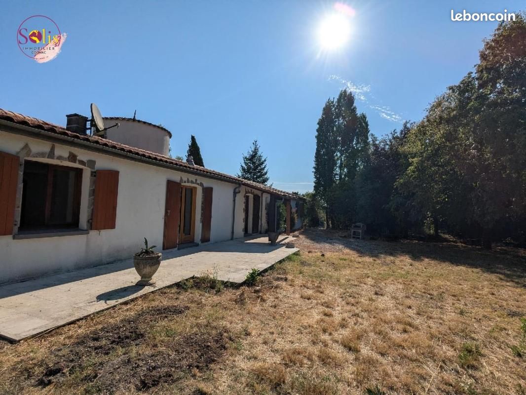 Maison 7 pièces 170 m² · à Cognac · 170 m² · 255 600 €