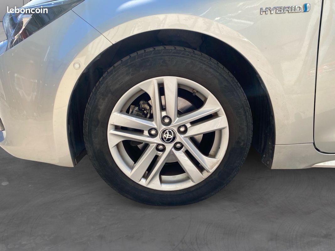 TOYOTA COROLLA HYBRIDE MY22 122h Dynamic (image 15)