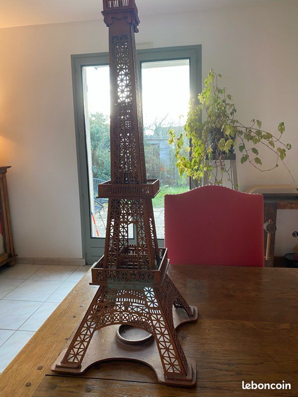 Une seconde tour Eiffel à Paris | Le Mauricien