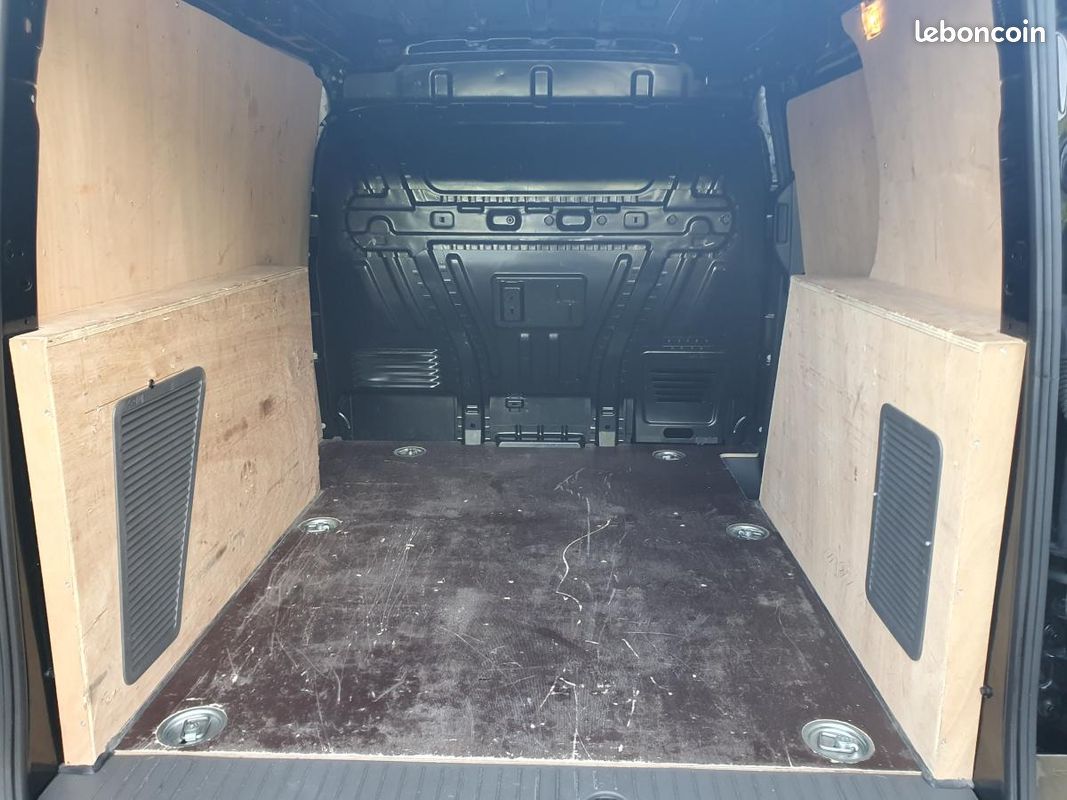 FORD TRANSIT CONNECT 1.5 EcoBlue - 120 - BVA S&S Fourgon L1 Trend (image 19)