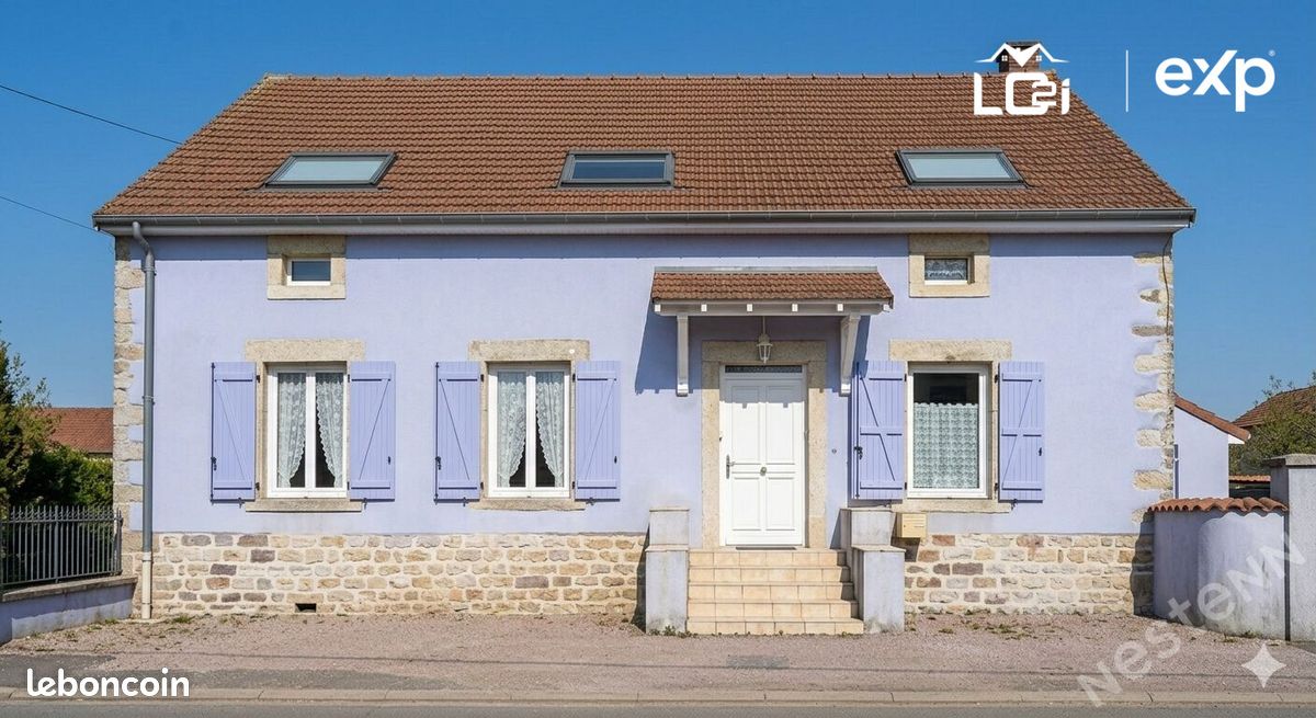 Maison 8 pièces 160 m² · à Saint-Vallier · 160 m² · 165 000 €
