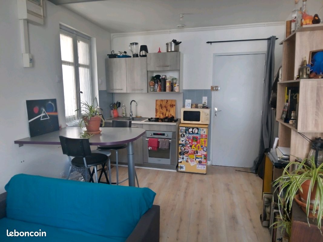 Appartement 1 pièce 30 m² · à Aouste-sur-Sye · 30 m² · 395 €