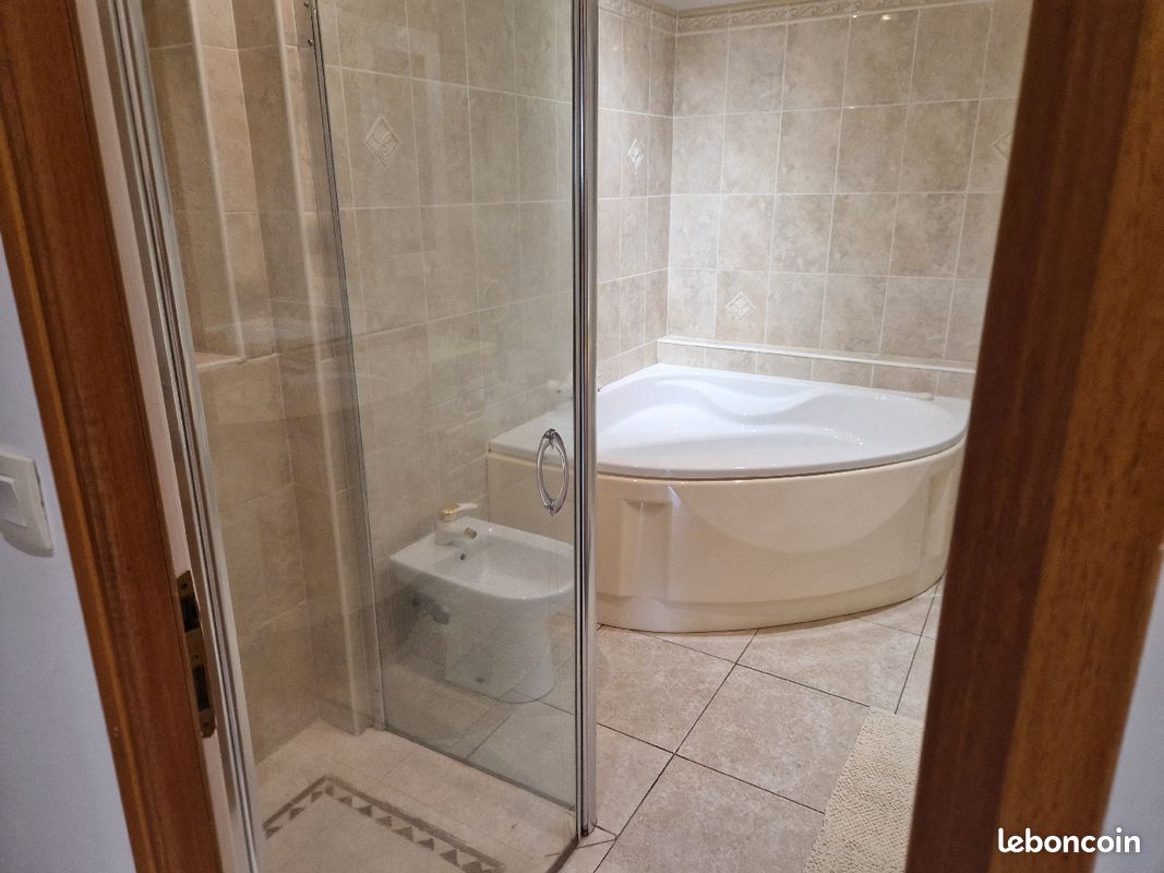 Villa luxueuse avec piscine privée 4chambres (image 3)