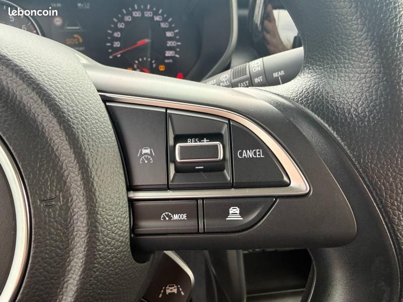Suzuki Swift 1.2 Hybrid 83ch Avantage (image 11)