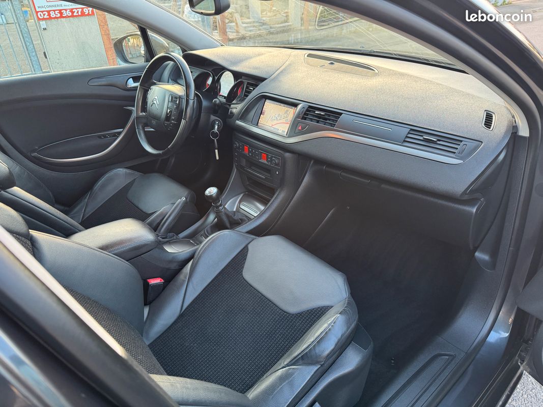 Citroen C5 Phase II 2.0L BLUE HDI 150CV PACK MILLENIUM 136 000KM JA17/S&S/LED/GPS/SEMI-CUIR/RADAR/REGUL/ATTELAGE 07.2016 (image 5)