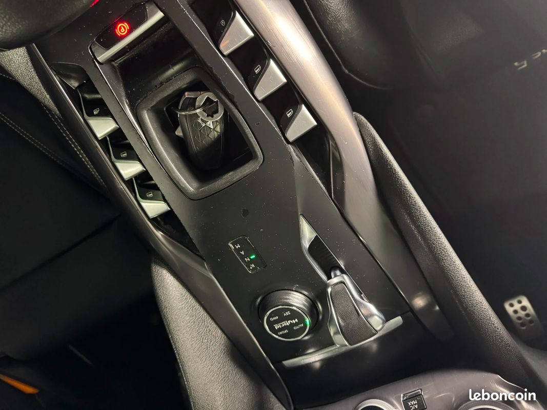DS DS5 Hybrid 4x4 ETG6 So Chic (image 15)