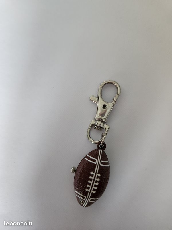Porte clés en argent - Ballon de rugby - Maison
