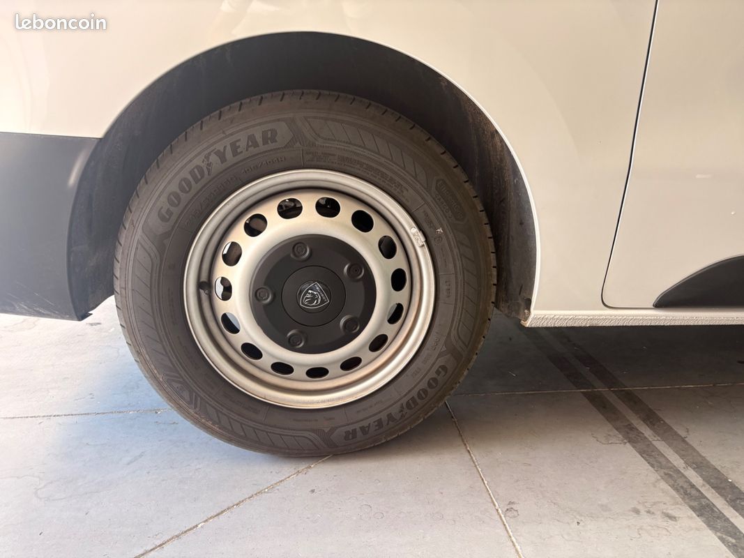Peugeot EXPERT FOURGON M (L2) Cabine Repliable entretien complet/6 places (image 36)