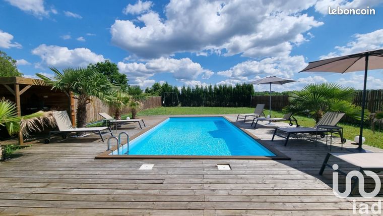 Propriété 6 pièces 123 m²