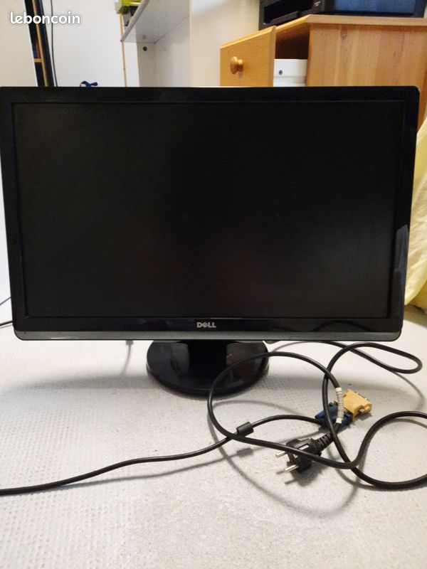 Ecran Dell 24" ST2420L (image 1)