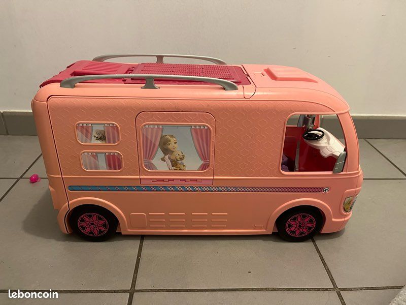 Camping car Barbie (image 2)
