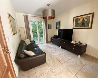 Maison 1 250 000 € - 230 m²