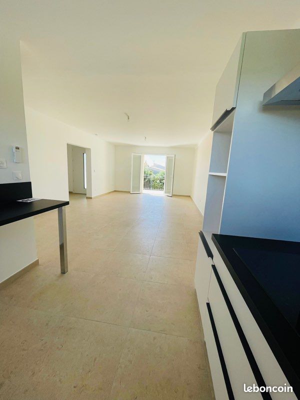 Maison 6 pièces 110 m² · à Orange · 110 m² · 1 050 €